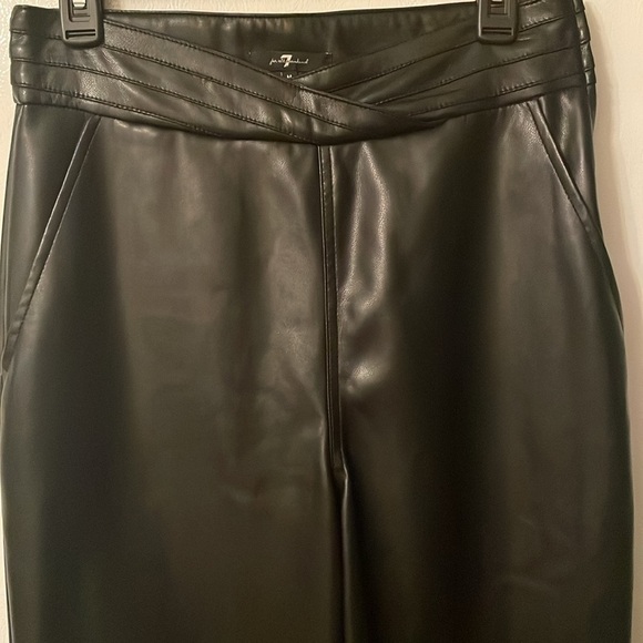 7 For All Mankind Medium Black Pants Luxe Finish Pockets Excellent Condition - Picture 2 of 11